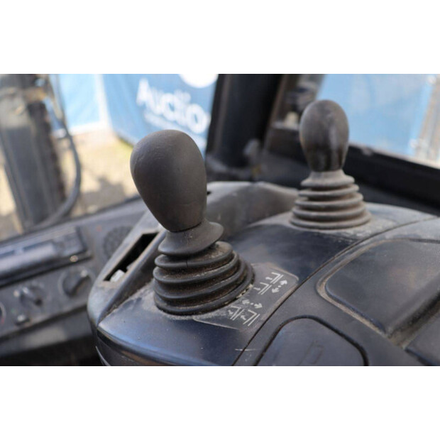 2016 ليندي H45D-02-46415895