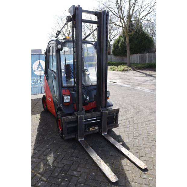 2004 ليندي H25D-46415913