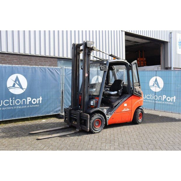 2004 ليندي H25D-46415915