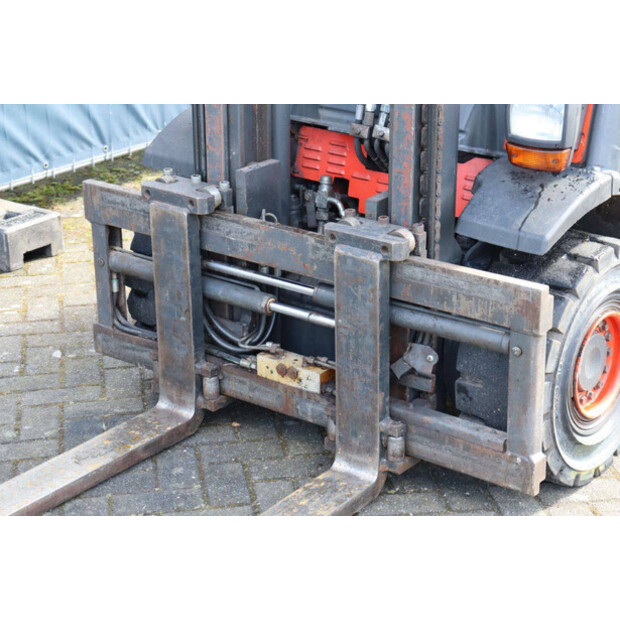 2004 ليندي H25D-46415918