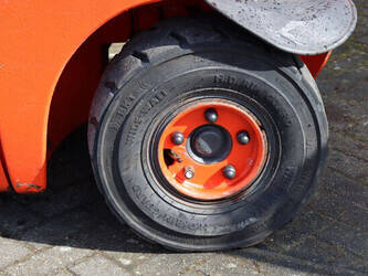 2004-linde-h25d-1439408-46415923