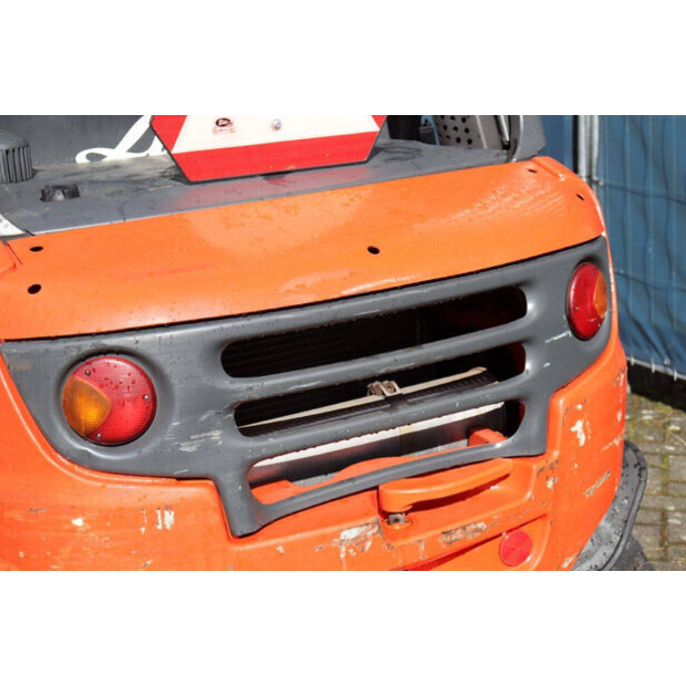 2004 ليندي H25D-46415928