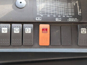 2004-linde-h25d-1439408-46415945