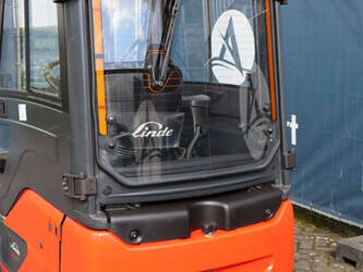 2019-linde-e18-02-46415969