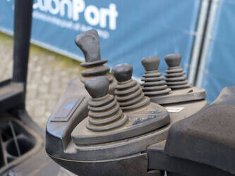 2009-fenwick-linde-e30-03-1439410-46416024