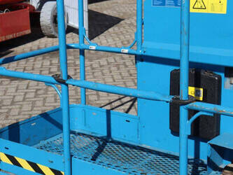 2012-genie-s-125-46416148