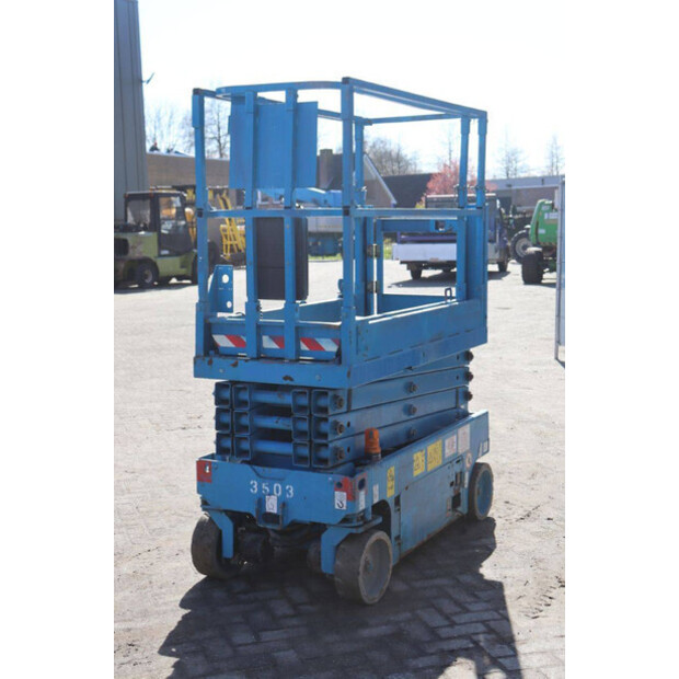 2013 جيني GS-1932-46416171