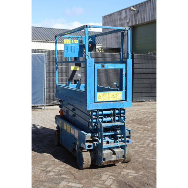 2013 جيني GS-1932-46416172