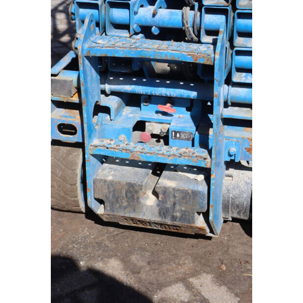 2013 جيني GS-1932-46416176