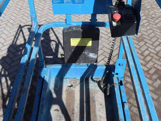 2013-genie-gs-1932-1439416-46416183