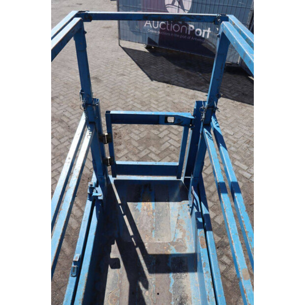 2013 جيني GS-1932-46416184