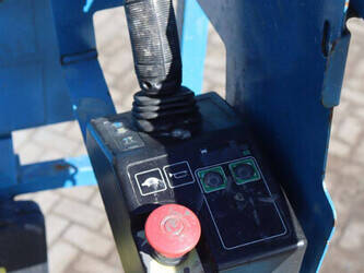 2013-genie-gs-1932-1439416-46416185