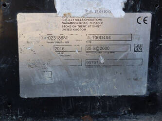 2016-jcb-30d-46416237