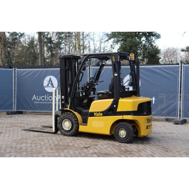 2017 يال 25VX-46416300