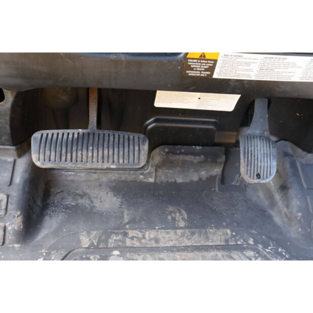 2017 يال 25VX-46416321