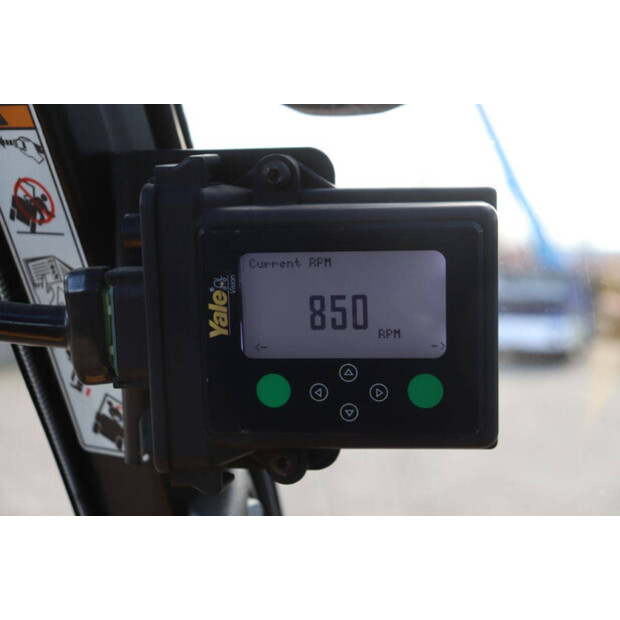 2017 يال 25VX-46416327