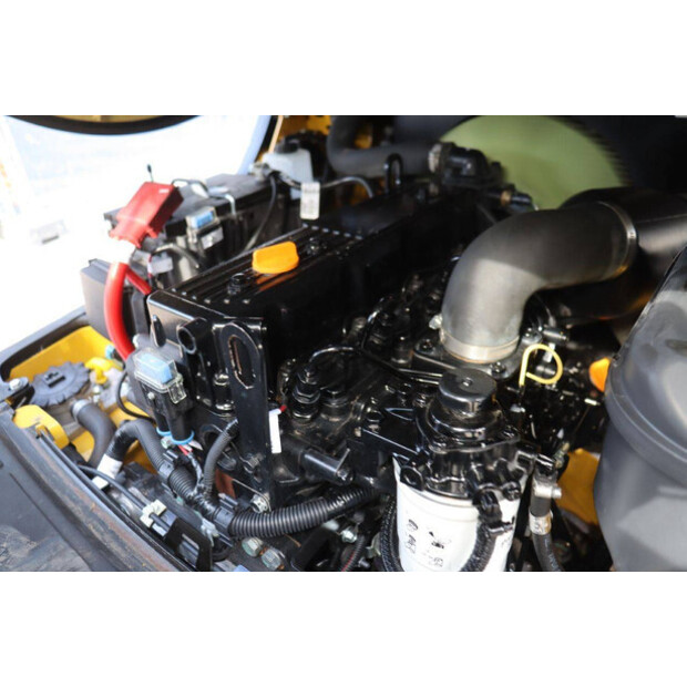 2017 يال 25VX-46416330