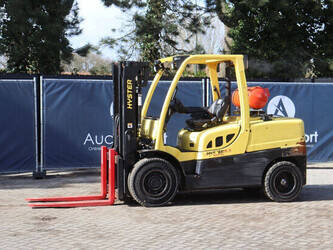 صورة ل رافعات شوكية 2020 هايستر H5.5FT