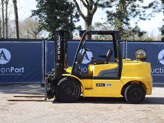 2013-hyundai-45l-7a-46416378