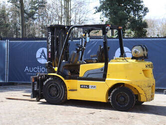 2013-hyundai-45l-7a-46416379