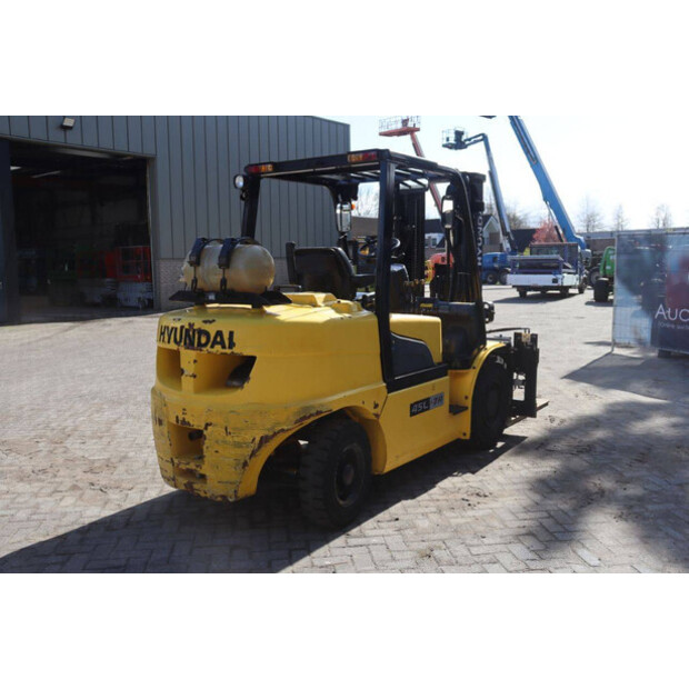 2013 Hyundai 45L-7A-46416382