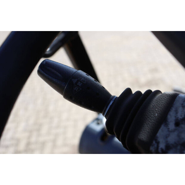 2013 Hyundai 45L-7A-46416404