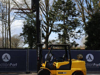 2013-hyundai-45l-7a-46416412