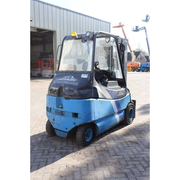 2005 Linde E30-46416480