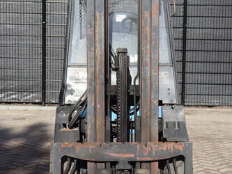 2005-linde-e30-1439426-46416482