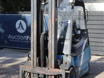 2005-linde-e30-1439426-46416483