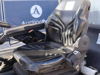 2005-linde-e30-1439426-46416495