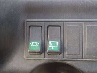 2005-linde-e30-1439426-46416501