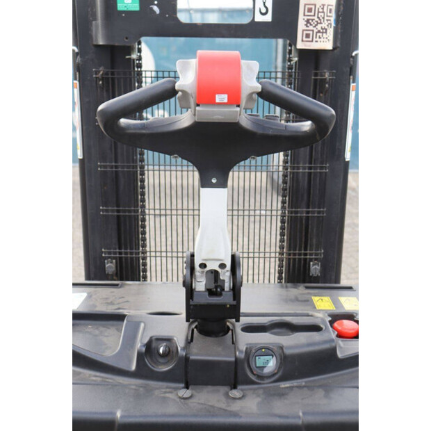 2017 هايستر S1.5S-46416742