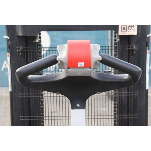 2017 هايستر S1.5S-46416743