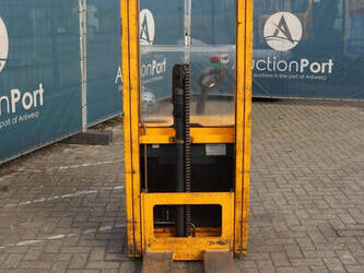 2001-jungheinrich-ejc12-1439437-46416757