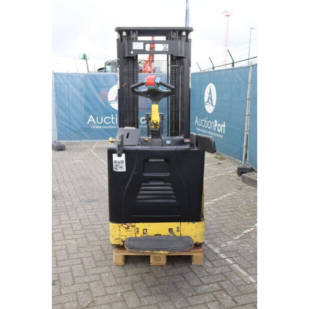 2010 هايستر S1.5S-46416797