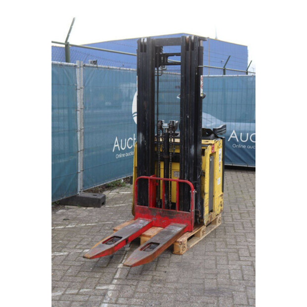 2010 هايستر S1.5S-46416801