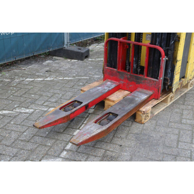 2010 هايستر S1.5S-46416802