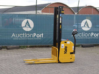 Image de EMPILEUR POUR PALETTES 2015 Yale MS12 AC À vendre à Belgique