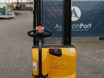 2015-yale-ms12-ac-46416817