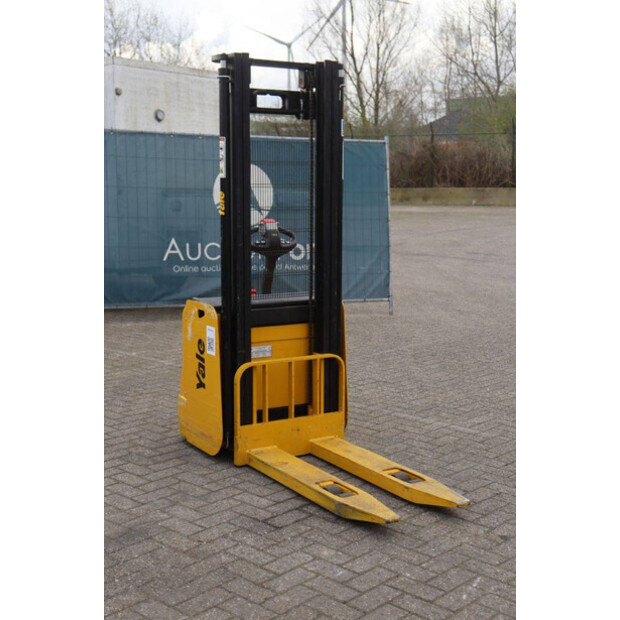 2015 Yale MS12 AC-46416819