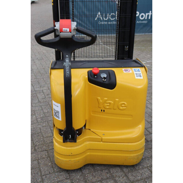 2015 Yale MS12 AC-46416827