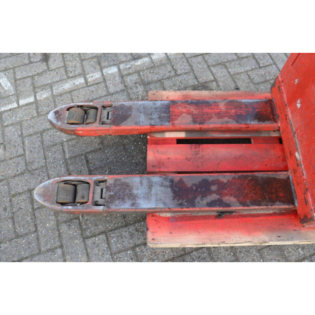 2014 ليندي T16-46416850