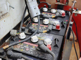 2012-jlg-toucan-8e-1439442-46416878