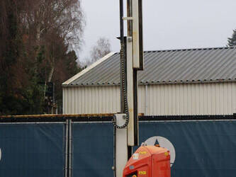 2012-jlg-toucan-8e-1439442-46416882