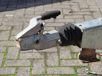 bradley-2000s80-1439448-46417092