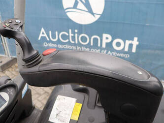 2012-still-rx60-20-1439450-46417171