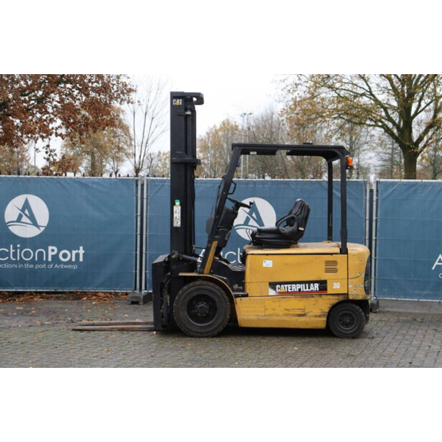 Caterpillar EP30K-46417217