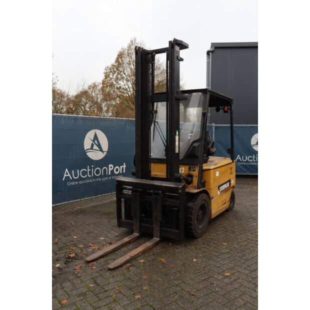 Caterpillar EP30K-46417224