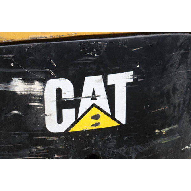 Caterpillar EP30K-46417233